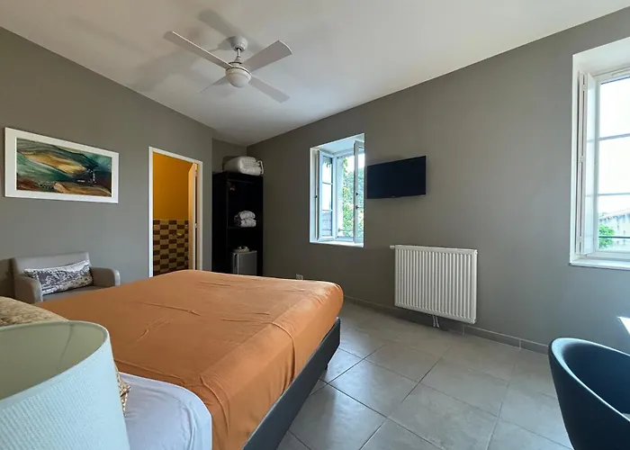 Le Grenier Occitan Bed & Breakfast 3*